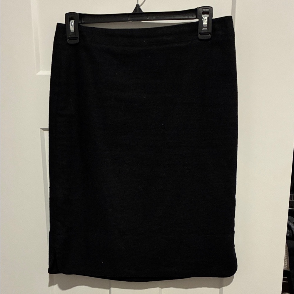 Ann Taylor Black Knee-Length Pencil Skirt